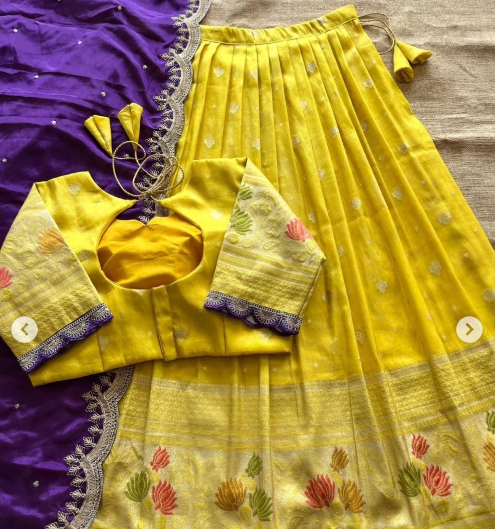 Lotus Lehanga Fullt sticthed - Image 2