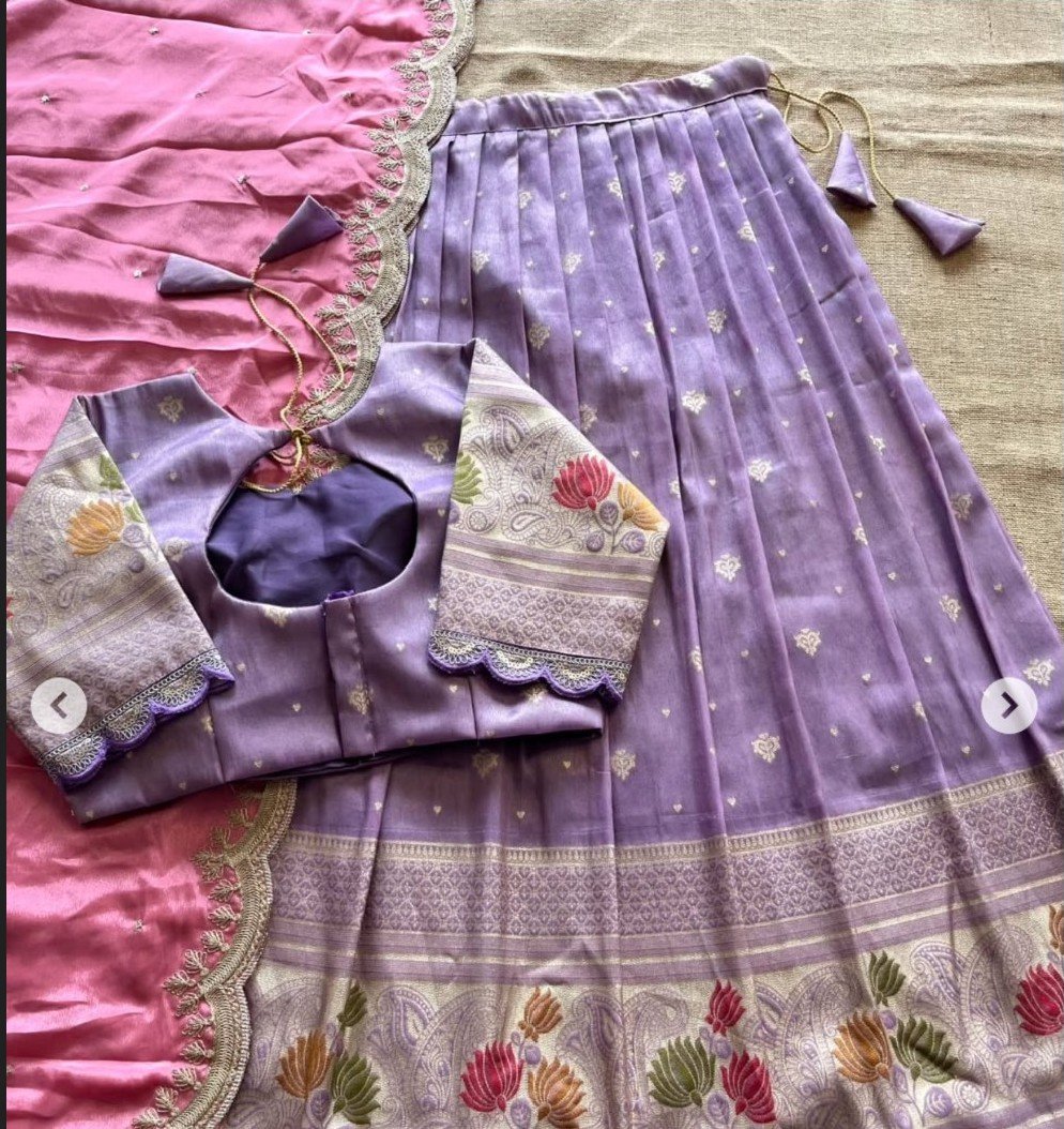 Lotus Lehanga Fullt sticthed - Image 3