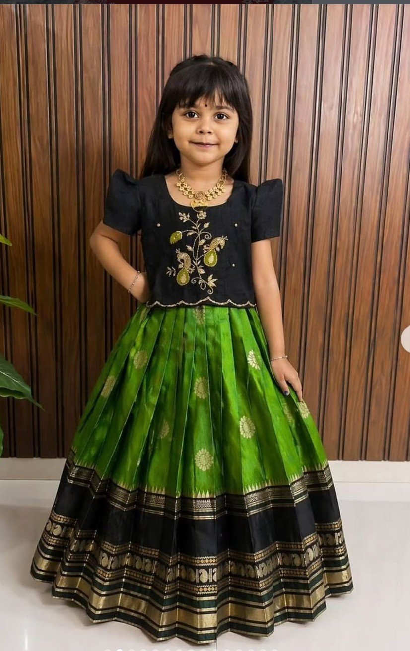 Kids Traditional Lehanga - Image 9