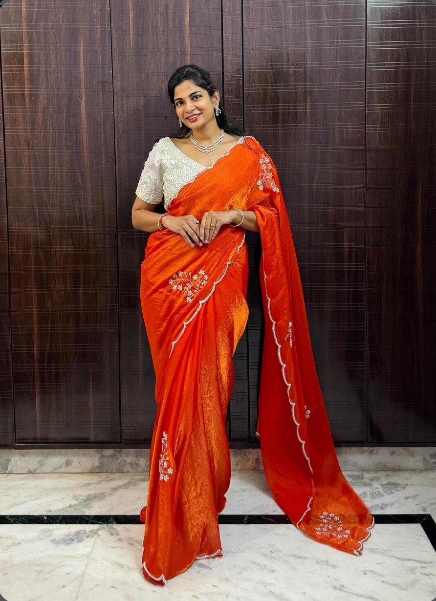 Varshini Designer Saree - Image 9