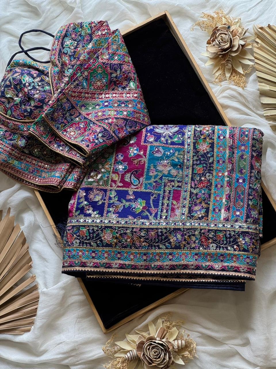 Menka Artistry Sarees - Image 5