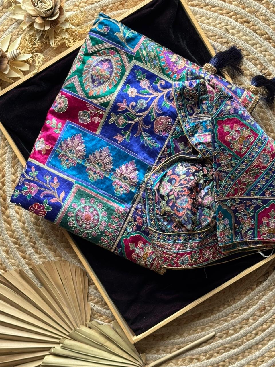 Menkaartistry Saree - Image 4