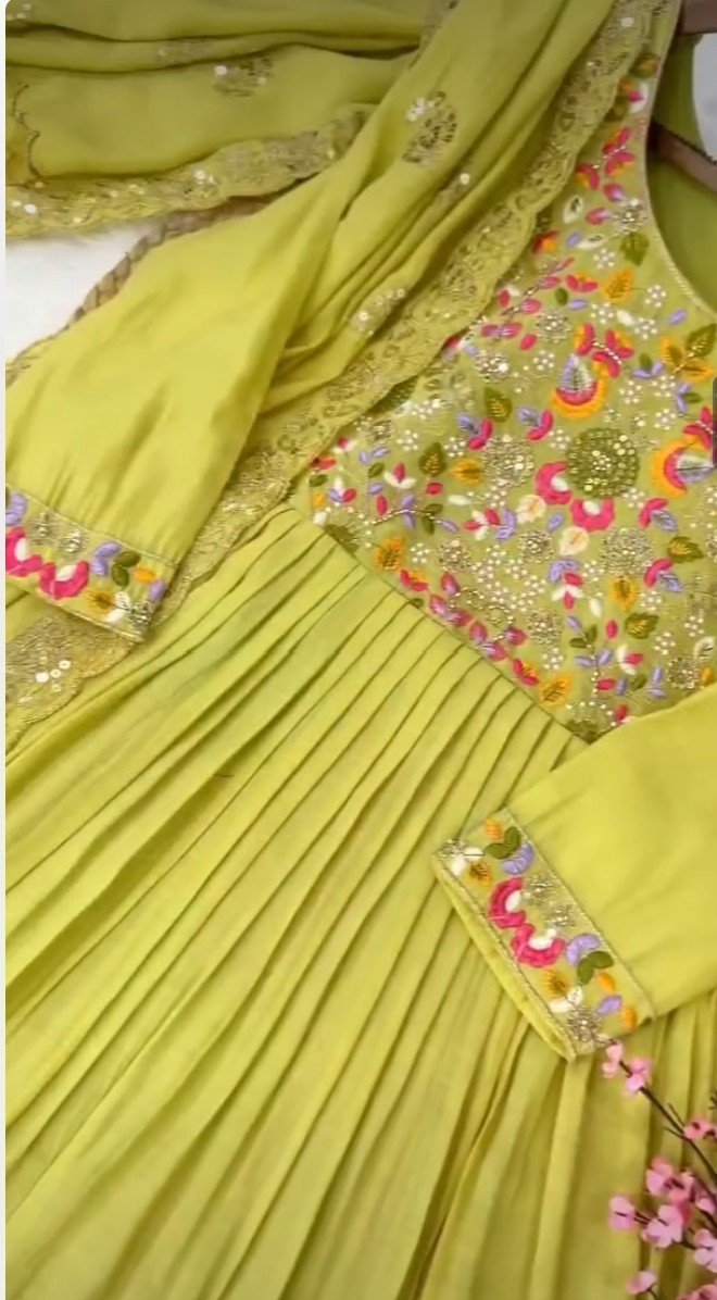 Roman Silk 3PC Set - Image 2