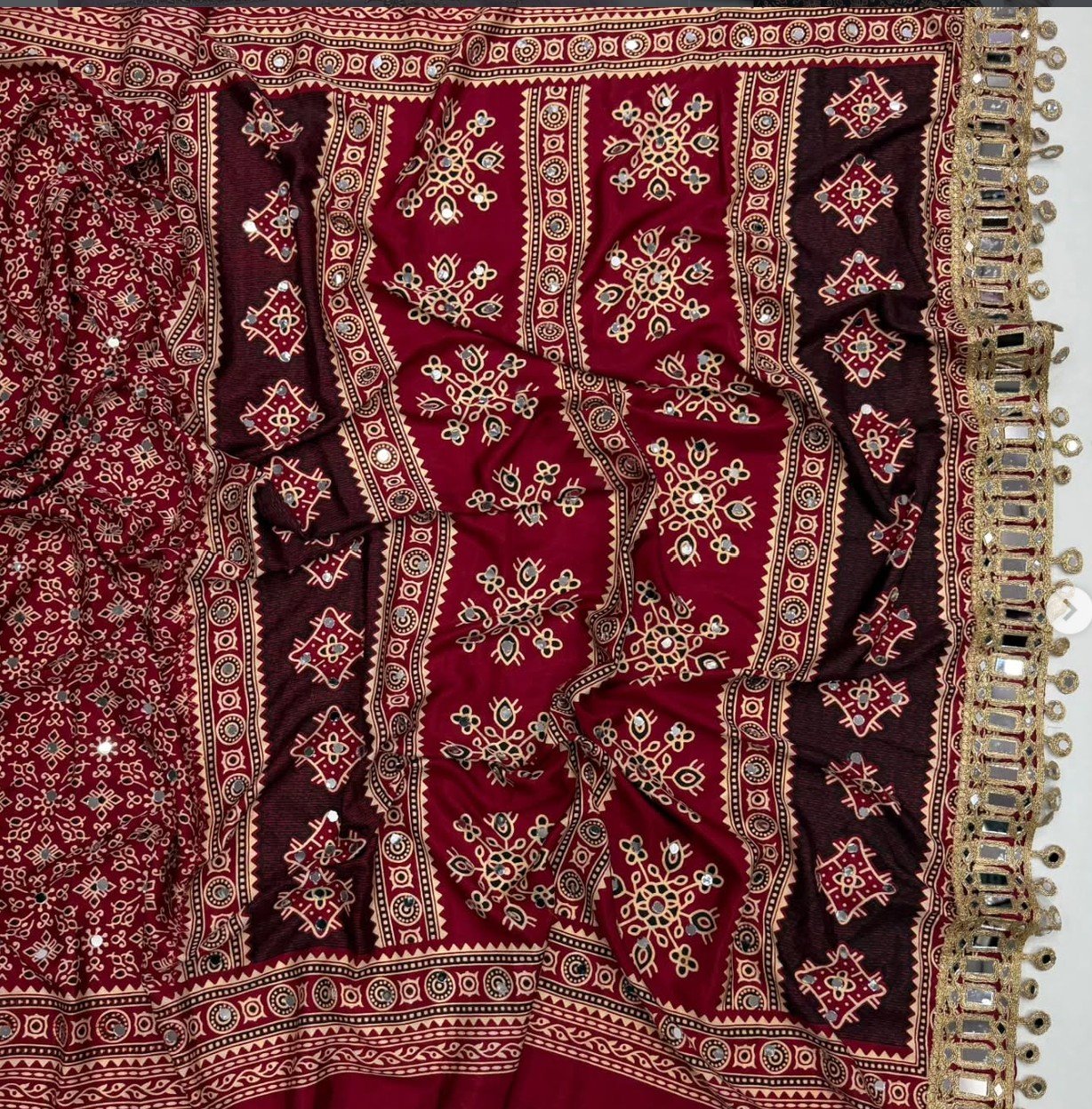 Pure Arjakh Satin Viscous Silk saree - Image 5