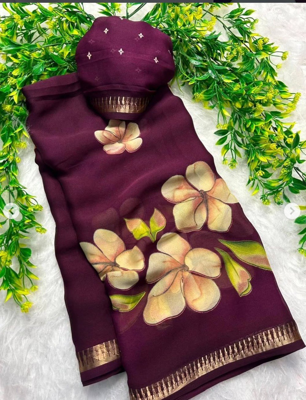 Premium Flower Print Saree - Image 6