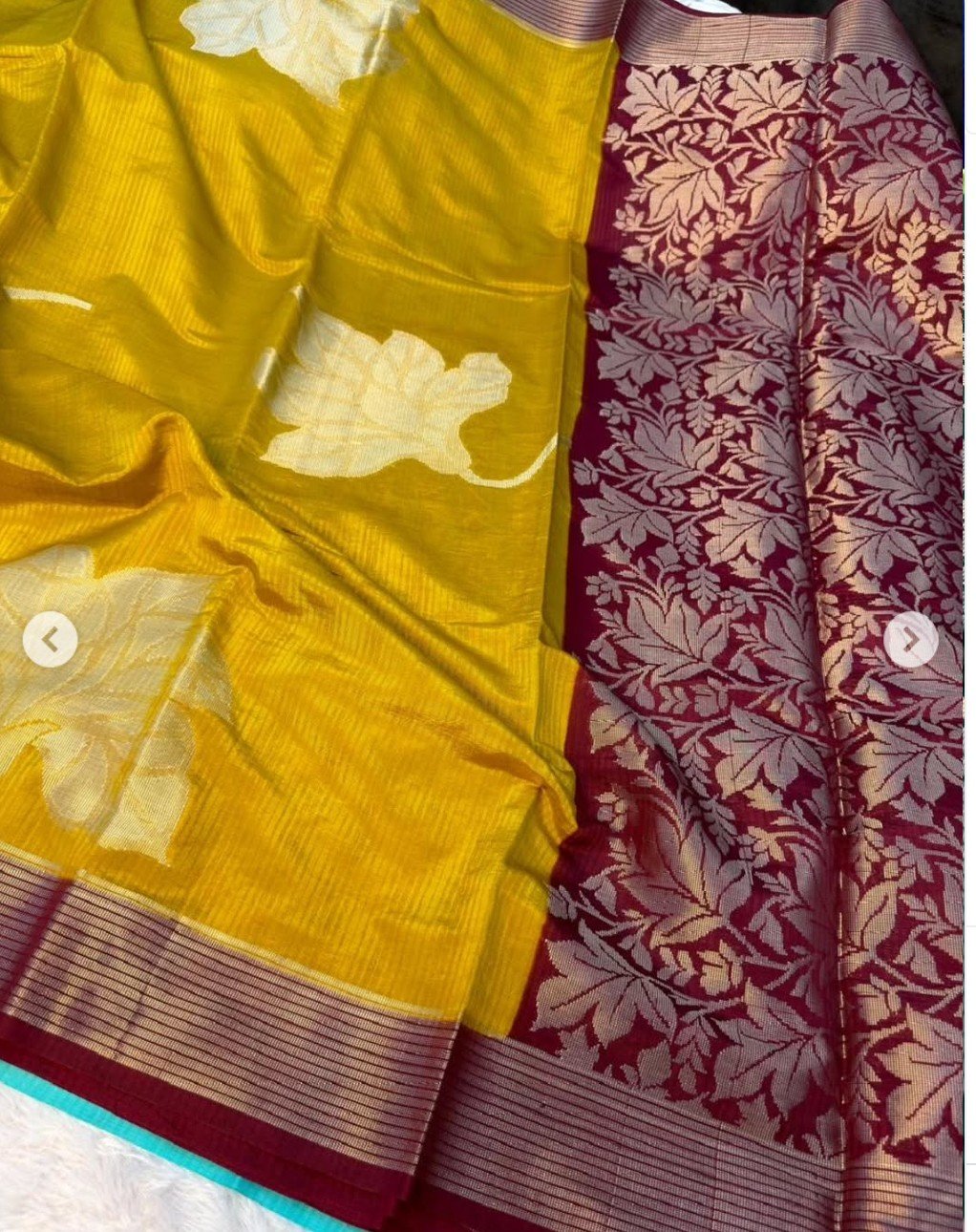Banarasi Soft Silk Meenakari Design Saree - Image 6