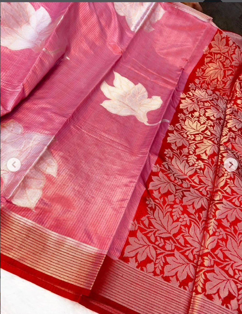 Banarasi Soft Silk Meenakari Design Saree - Image 4