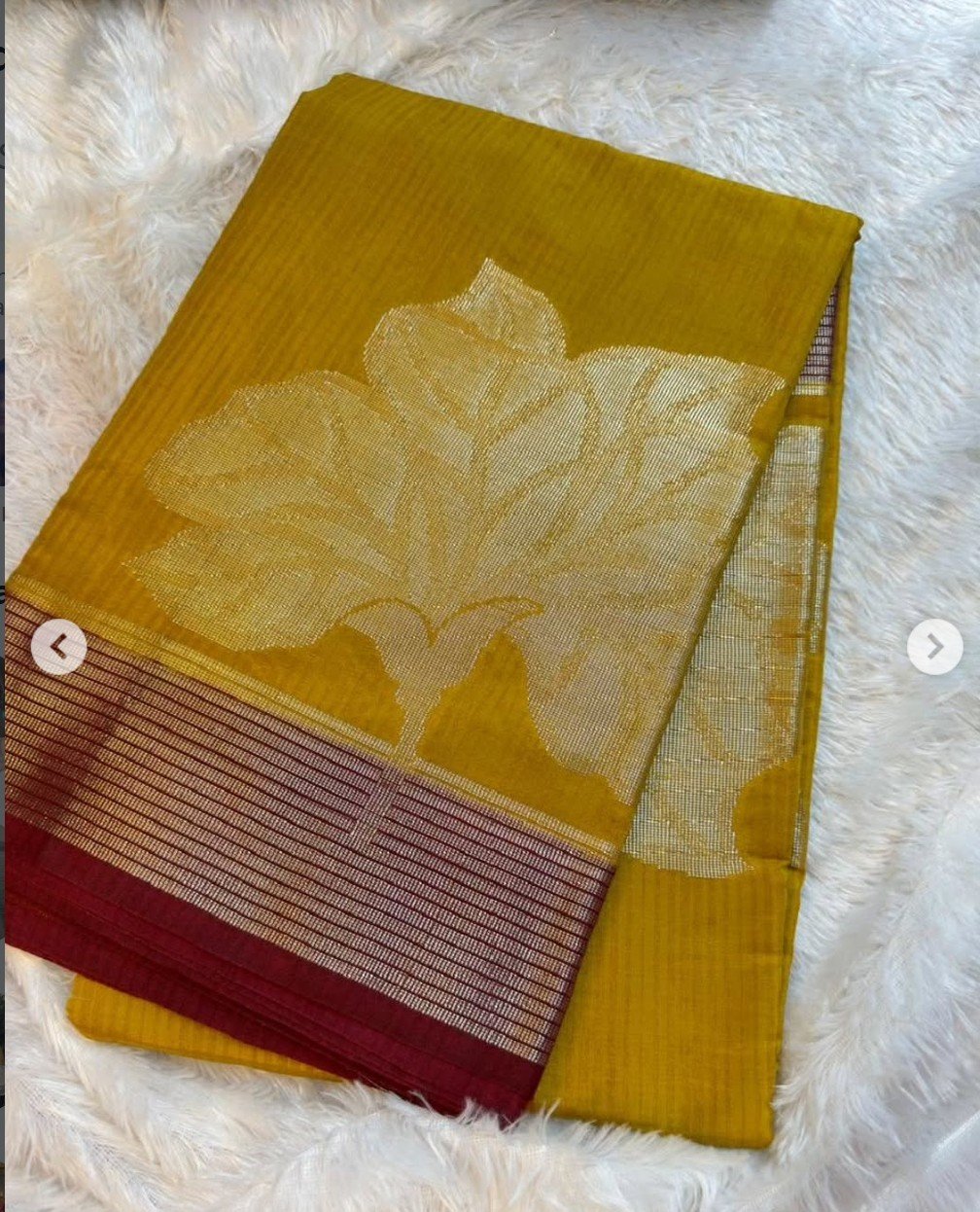 Banarasi Soft Silk Meenakari Design Saree - Image 9