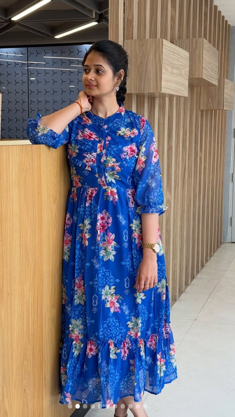 Blue Floral Maxi - Image 6