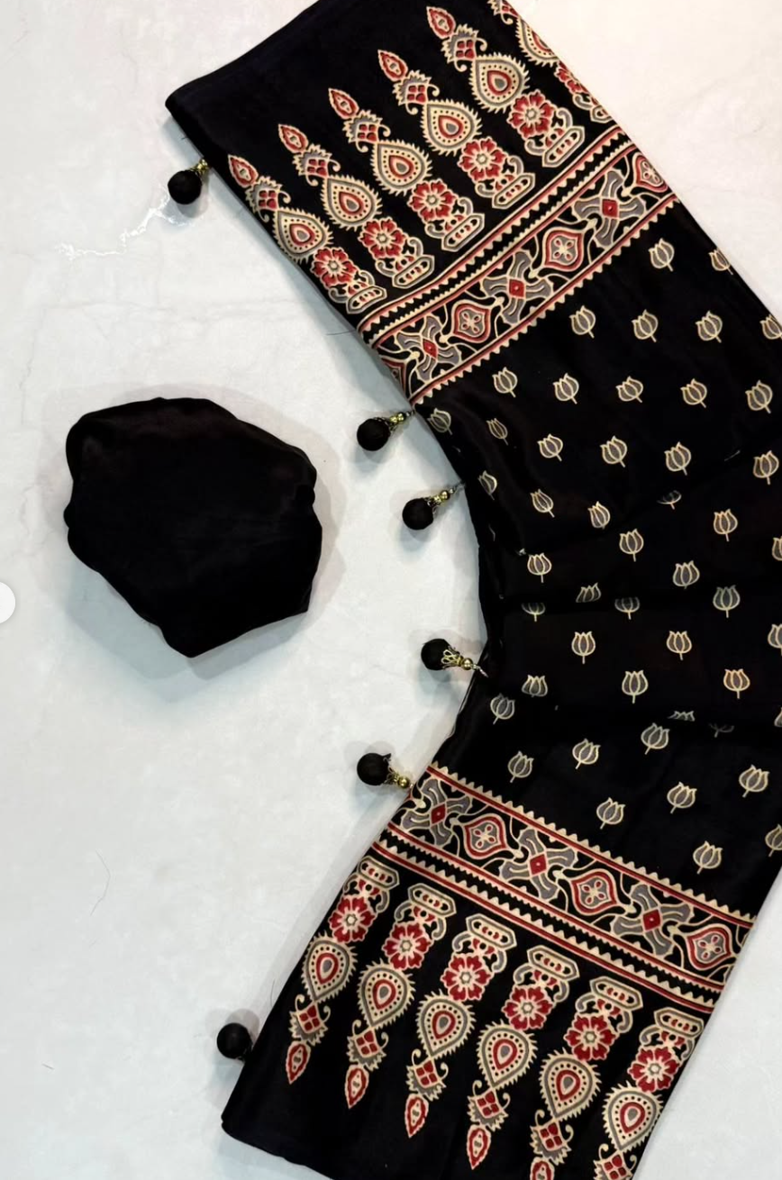 Budjet Ajrakh Sarees - Image 4